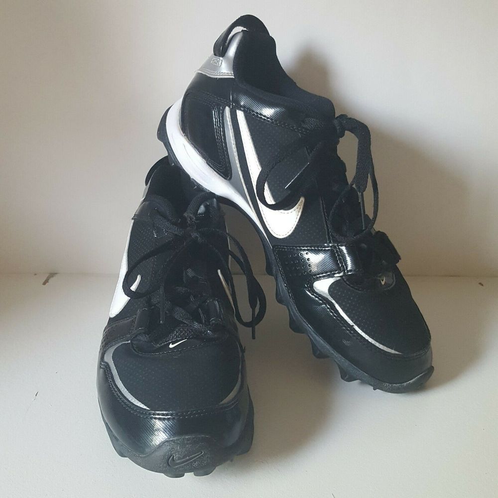 NIKE Land Shark Legacy Size 10.5 Football Cleats